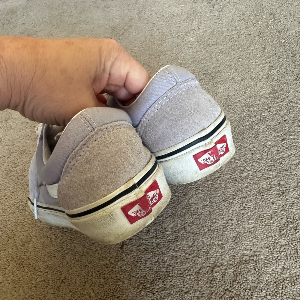 Women’s Vans purple shoes 7 - Picture 3 of 4